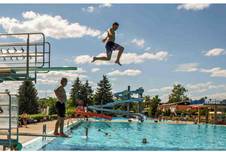 24.07.10_schwimmbad.jpg