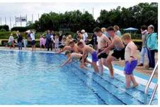 22.05.24 Terrassenschwimmbad.jpg