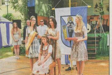 Traubenprinzessin gekrönt